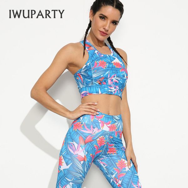 leaf printed 2 two piece set women tracksuit mujer matching sets femme jogging gym sports wear workout clothes fitness t200702, White
leaf printed 2 two piece set women tracksuit mujer matching sets femme jogging gym sports wear workout clothes fitness t200702, White