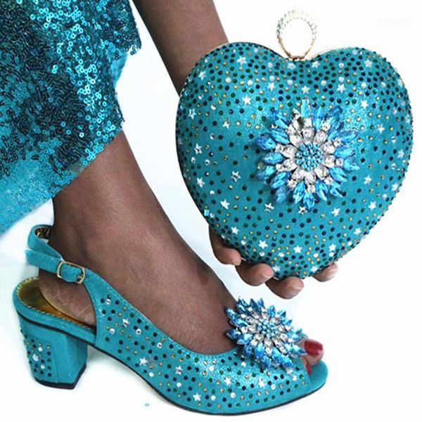 2020 new arrival elegant sandals woman shoes and purse set italian style special high heels shoes and bag set for party1, Black
2020 new arrival elegant sandals woman shoes and purse set italian style special high heels shoes and bag set for party1, Black