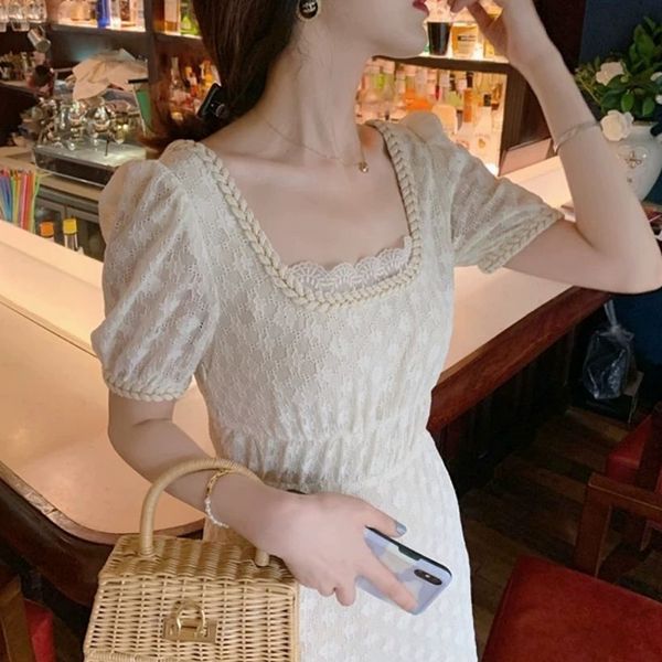 2021 new lace long women summer square collar puff sleeve korean female clothes elegant retro fairy dress gmwv h413, Black;gray
2021 new lace long women summer square collar puff sleeve korean female clothes elegant retro fairy dress gmwv h413, Black;gray