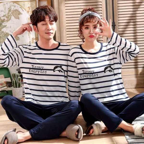 2pcs/set pajamas set autumn long sleeve sleepwear couple sleepwear stripe pajamas men sleeping homewear women soft home clothes 201027, Black;red
2pcs/set pajamas set autumn long sleeve sleepwear couple sleepwear stripe pajamas men sleeping homewear women soft home clothes 201027, Black;red