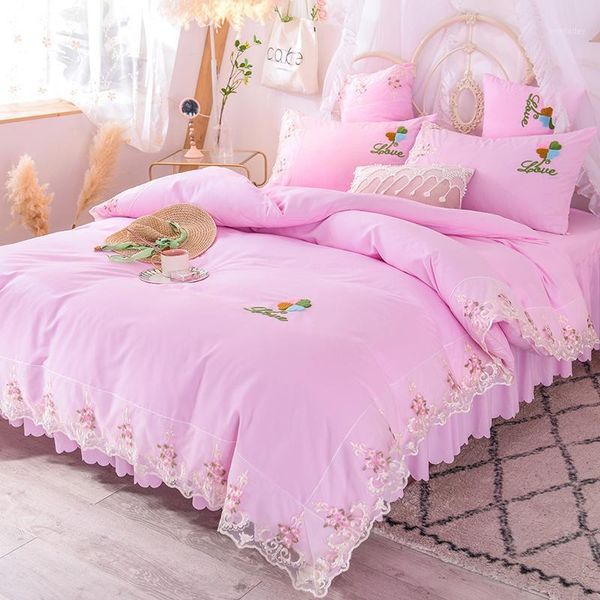bedding sets spring autumn 4pcs cotton lace side embroidery bed sheets quilt cover comfortably breathable bag princess style1
bedding sets spring autumn 4pcs cotton lace side embroidery bed sheets quilt cover comfortably breathable bag princess style1