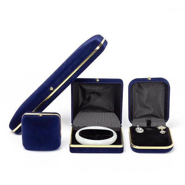 jewelry pouches, bags velvet large-capacity multi-functional gold-rimmed display box ring bracelet pendant long chain professional organizer, Pink;blue
jewelry pouches, bags velvet large-capacity multi-functional gold-rimmed display box ring bracelet pendant long chain professional organizer, Pink;blue