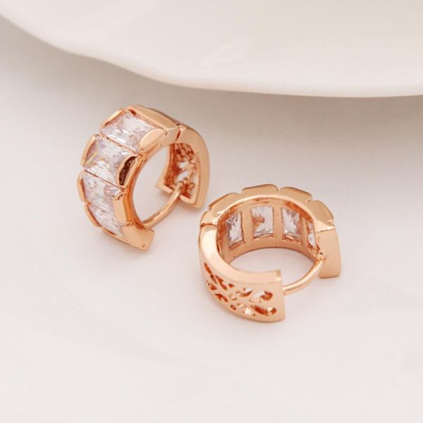 hoop & huggie fashion design small earring women brilliant cubic zirconia wedding brincos romantic female, Golden;silver
hoop & huggie fashion design small earring women brilliant cubic zirconia wedding brincos romantic female, Golden;silver