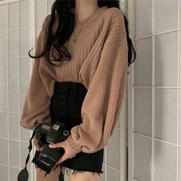 spring autumn loose thin all-match short sweater fashion korean style v-neck long lantern sleeve straight knit blouse, White;black
spring autumn loose thin all-match short sweater fashion korean style v-neck long lantern sleeve straight knit blouse, White;black