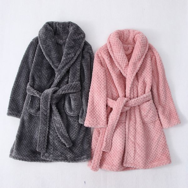 fashionable 2019 kids bath robes winter children's bathrobe solid color flannel bathgrowns for big boys girls soft belt pyjamas y200704, Blue;red
fashionable 2019 kids bath robes winter children's bathrobe solid color flannel bathgrowns for big boys girls soft belt pyjamas y200704, Blue;red