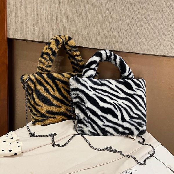 autumn winter fashion shoulder bag female plush chain handbags soft fluffy messenger pouch shopping simple travel crossbody bags
autumn winter fashion shoulder bag female plush chain handbags soft fluffy messenger pouch shopping simple travel crossbody bags