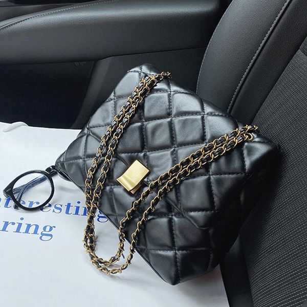 большая емкость кожа pu crossbody сумки для женщин 2020 элегантный цепи плечо сумки женские trending cross body bag мода
большая емкость кожа pu crossbody сумки для женщин 2020 элегантный цепи плечо сумки женские trending cross body bag мода