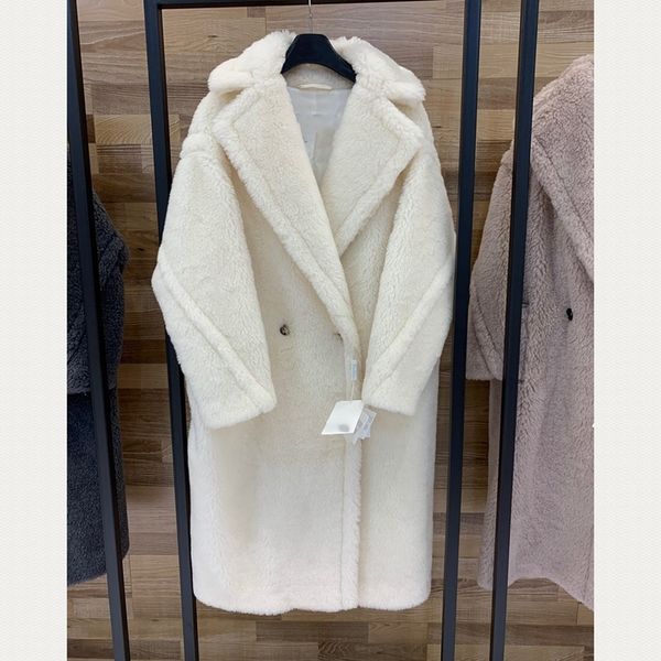 women alpaca coat 2020 fashion sheep wool overcoat winter long sleeve outerwear h921 lj201203, Black
women alpaca coat 2020 fashion sheep wool overcoat winter long sleeve outerwear h921 lj201203, Black
