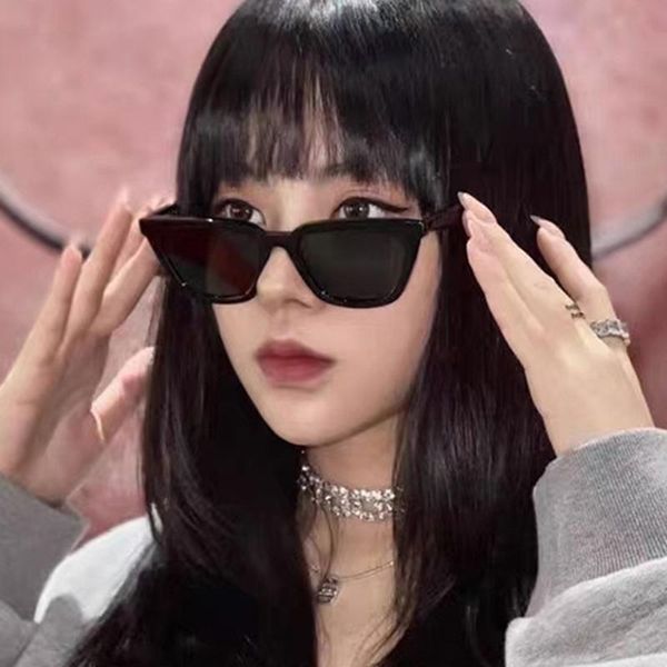 Cat Eye Frame Sunglasses Women Men Blue Gray Lens UV400 Protection Girl Sexy Ladies Fashion Outdoor Eyewear, White;black
Cat Eye Frame Sunglasses Women Men Blue Gray Lens UV400 Protection Girl Sexy Ladies Fashion Outdoor Eyewear, White;black