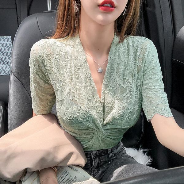 fashion short-sleeved lace blouse women summer 2021 new korean fashion western style v-neck shirt, White
fashion short-sleeved lace blouse women summer 2021 new korean fashion western style v-neck shirt, White