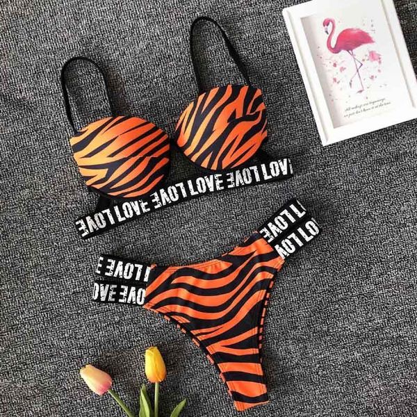 2020 letter printed brazilian bikini bandage swimsuit push up swimwear low waist bathing suit halter bikinis suit swim 39381, White;black
2020 letter printed brazilian bikini bandage swimsuit push up swimwear low waist bathing suit halter bikinis suit swim 39381, White;black