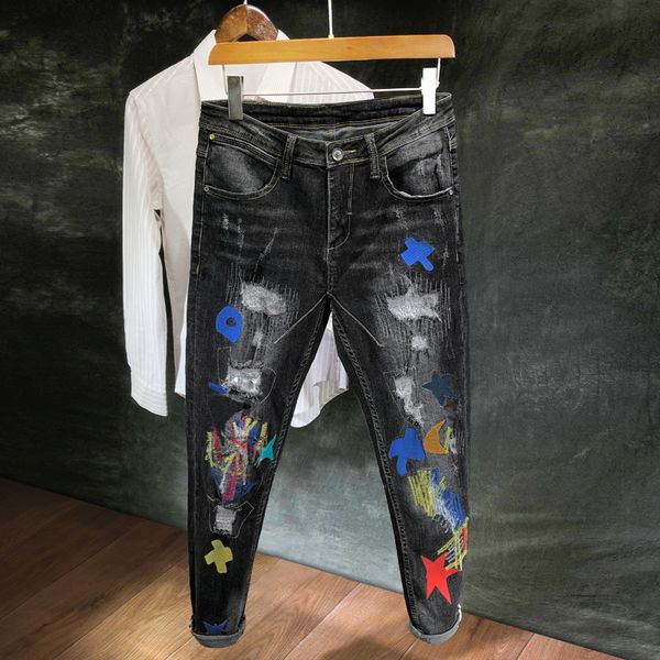 2021 new fashion streetwear slim fit embroidery ripped men patches designer night club pencil pants hip hop jeans homme zegs, Blue
2021 new fashion streetwear slim fit embroidery ripped men patches designer night club pencil pants hip hop jeans homme zegs, Blue