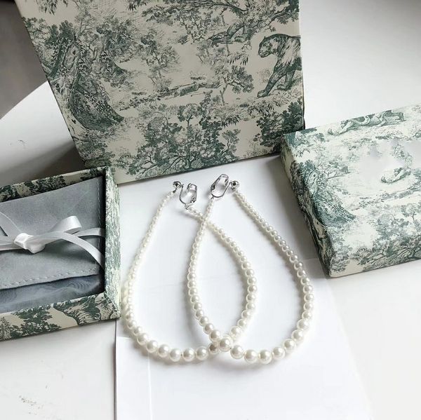 2020 новый размер pearl серьги сладкие и трещит без сережек выберите оригинальный последовательный латунный материал, а верхняя ухо абс, Golden;silver
2020 новый размер pearl серьги сладкие и трещит без сережек выберите оригинальный последовательный латунный материал, а верхняя ухо абс, Golden;silver