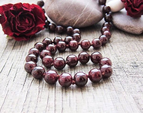 chokers natural garnet necklace short women's hand knotted necklaces yoga mala beads jewelry gifts for wife gift girlfriend, Golden;silver
chokers natural garnet necklace short women's hand knotted necklaces yoga mala beads jewelry gifts for wife gift girlfriend, Golden;silver