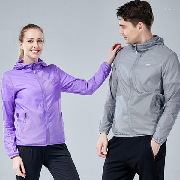 women ultralight quick-drying sunscreen jacket hoodie men anti-uv shirts summer outdoor cycling jacket waterproof windbreaker1, Black;red
women ultralight quick-drying sunscreen jacket hoodie men anti-uv shirts summer outdoor cycling jacket waterproof windbreaker1, Black;red