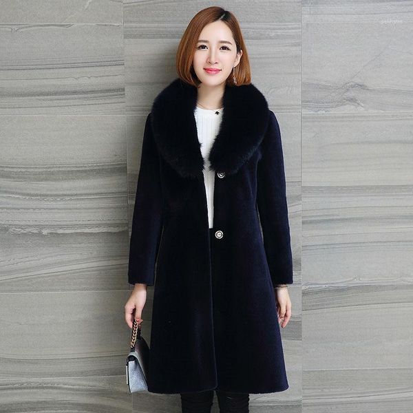 2019 winter women elegant loose genuine big fur collar natural sheep shearing fur jacket femal real coat abrigos r3281, Black
2019 winter women elegant loose genuine big fur collar natural sheep shearing fur jacket femal real coat abrigos r3281, Black
