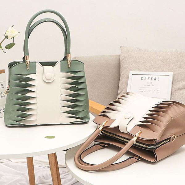 мода для luxury сумки женские сумки пэчворк designer 2020 crossbody pu leather black soft омывается курьер щитка сумка
мода для luxury сумки женские сумки пэчворк designer 2020 crossbody pu leather black soft омывается курьер щитка сумка