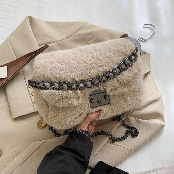 plush chain women handbag, 2020 winter new girl portable fashion plush trendy one-shoulder messenger bag, lock, large capacity
plush chain women handbag, 2020 winter new girl portable fashion plush trendy one-shoulder messenger bag, lock, large capacity