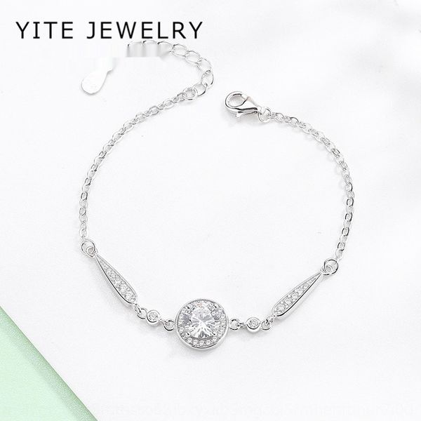 s925 pure silver zircon inlaid simple round bracelet korean -shaped pendantpendant pendantstyle girl accessories s925 pure silver zircon inl, Golden;silver
s925 pure silver zircon inlaid simple round bracelet korean -shaped pendantpendant pendantstyle girl accessories s925 pure silver zircon inl, Golden;silver