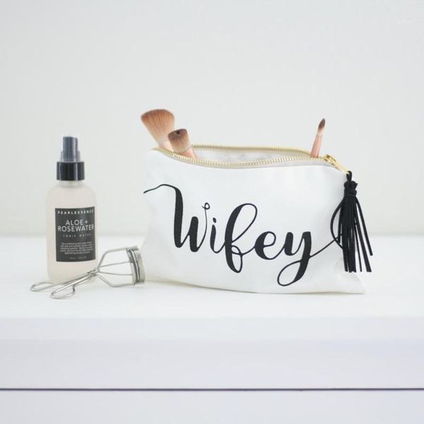 wifey makeup bag,custom name bride cosmetic bag with tassel, mistress zipper make up bag, hangovers kit bags, wedding favor gift1
wifey makeup bag,custom name bride cosmetic bag with tassel, mistress zipper make up bag, hangovers kit bags, wedding favor gift1