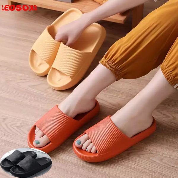 2020 men women summer sandal mesh breathable padded beach flip flops shoes solid flat bath slippers x1020, Black
2020 men women summer sandal mesh breathable padded beach flip flops shoes solid flat bath slippers x1020, Black