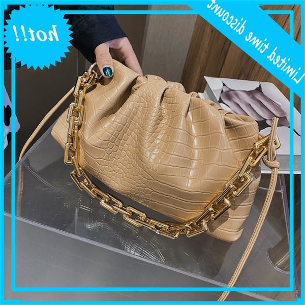 golden chain hagedis pattern cloud task for women 2021 winter arm bag lady shoulder women's travel handbag
golden chain hagedis pattern cloud task for women 2021 winter arm bag lady shoulder women's travel handbag