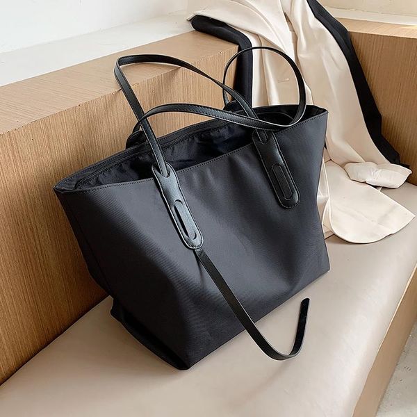shoulder bag female 2020 new fashion large capacity wild college student class bag tote 2in1 mommy shopping
shoulder bag female 2020 new fashion large capacity wild college student class bag tote 2in1 mommy shopping