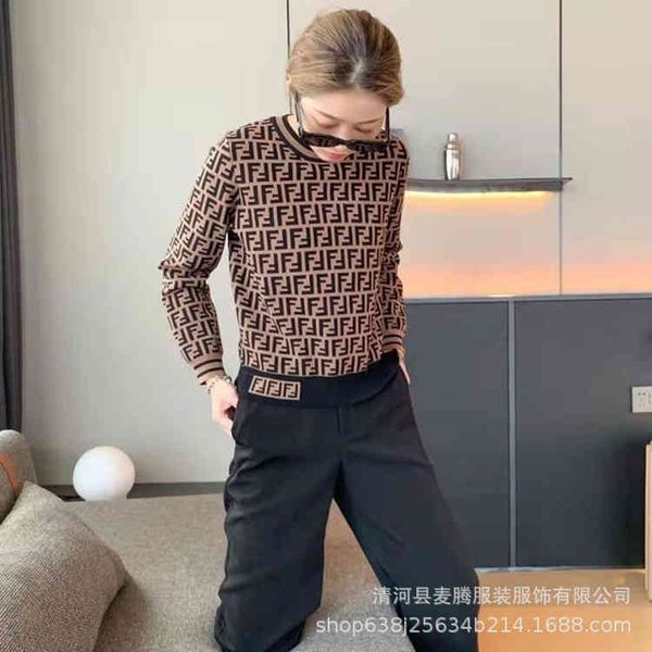 2022 factory wholesale new double letter round neck long sleeve pullover sweater bottomed women's spring and autumn sweater, Black;gray
2022 factory wholesale new double letter round neck long sleeve pullover sweater bottomed women's spring and autumn sweater, Black;gray