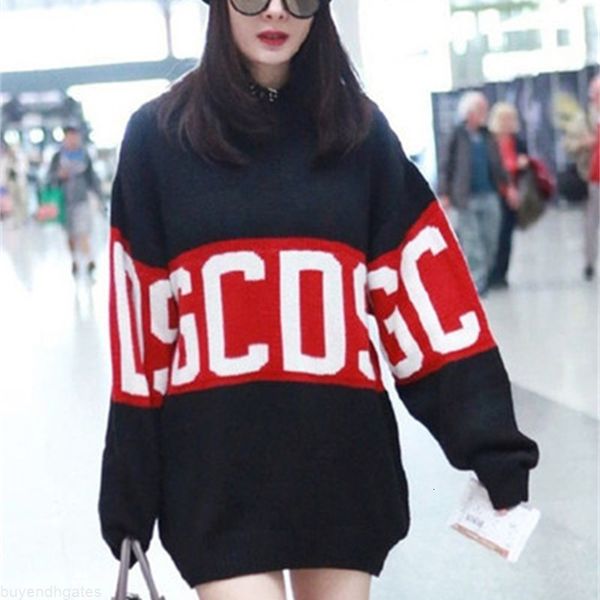 autumn winter stars same gcds yang mi black red letters contrast color stitching round neck loose men and women couple sweater, White;black
autumn winter stars same gcds yang mi black red letters contrast color stitching round neck loose men and women couple sweater, White;black