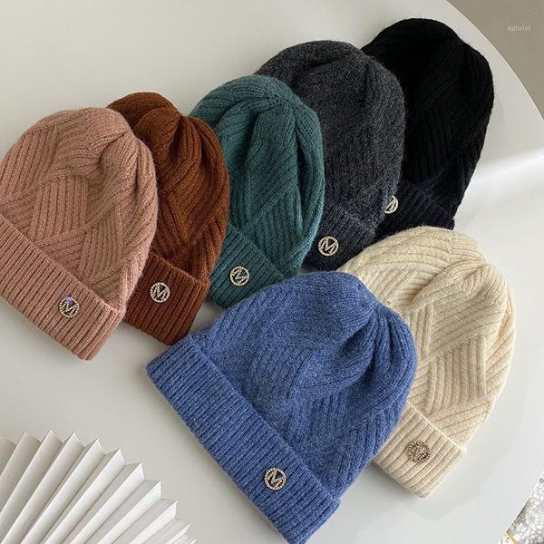 2020 new winter hat for women letter knitted beanies thick warm ladies korean casual gorros hat female beanie hats1, Blue;gray
2020 new winter hat for women letter knitted beanies thick warm ladies korean casual gorros hat female beanie hats1, Blue;gray