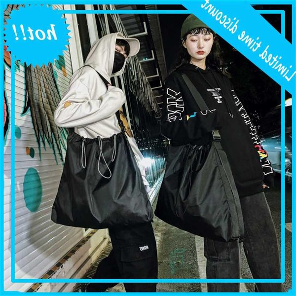 2020 creative drawstring korean oxford cloth bag one shoulder slanting travel bundle
2020 creative drawstring korean oxford cloth bag one shoulder slanting travel bundle