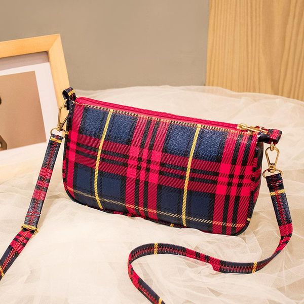 cross body women bags plaid color shoulder bag 2021 square printed checkered pattern cell phone package wholesale zipper female handbag
cross body women bags plaid color shoulder bag 2021 square printed checkered pattern cell phone package wholesale zipper female handbag