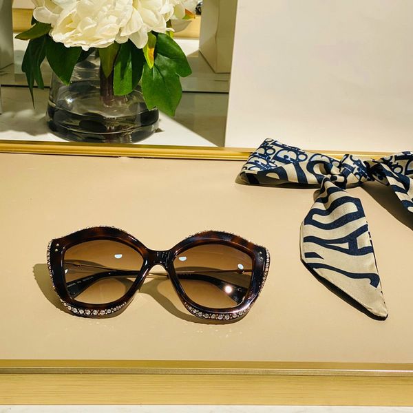new 0214 luxury sunglasses for women fashion oval summer style rectangle full frame uv400 protection come with package 0214s, White;black
new 0214 luxury sunglasses for women fashion oval summer style rectangle full frame uv400 protection come with package 0214s, White;black
