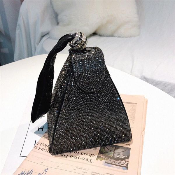 2020 summer new sparkling rhinestone bag box dinner bags luxury fashion diamond women purse and handbags bucket bag
2020 summer new sparkling rhinestone bag box dinner bags luxury fashion diamond women purse and handbags bucket bag