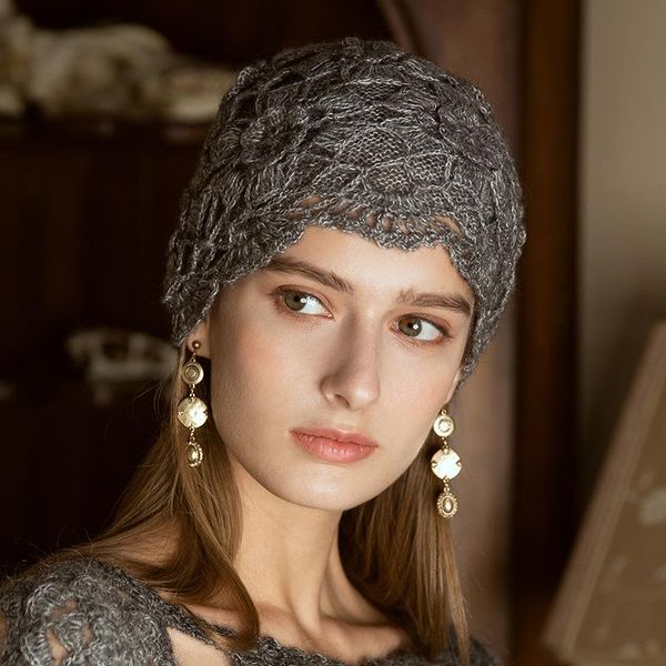 women beret hat handmade knitted hat beanie autumn and winter warm woolen cap outdoor walking, Blue;gray
women beret hat handmade knitted hat beanie autumn and winter warm woolen cap outdoor walking, Blue;gray