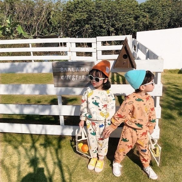 boys girls spring autumn cartoon dinosaur printed clothes sets children cotton long sleeve t shirt and pants 2pcs sets 201127, White
boys girls spring autumn cartoon dinosaur printed clothes sets children cotton long sleeve t shirt and pants 2pcs sets 201127, White
