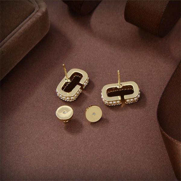 jewelry ear stud luxury designer earrings fashion women pearl eardrop golden diamond dangler woman letter studs earrings des boucles d', Golden;silver
jewelry ear stud luxury designer earrings fashion women pearl eardrop golden diamond dangler woman letter studs earrings des boucles d', Golden;silver