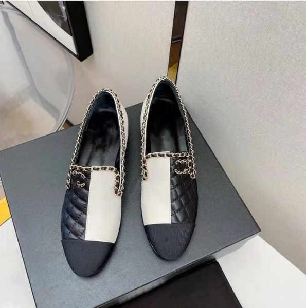 chain diamond splicing color flat shoes one foot muller lace casual fashion half drag luxury designer small leather shoes with box size 34-4, Black
chain diamond splicing color flat shoes one foot muller lace casual fashion half drag luxury designer small leather shoes with box size 34-4, Black