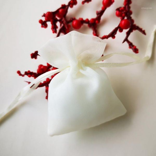 solid color drawstring pocket candy bags double layer pearl yarn mini gift bag party supplies 50pcs/lot coins package organizer1
solid color drawstring pocket candy bags double layer pearl yarn mini gift bag party supplies 50pcs/lot coins package organizer1