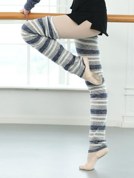 autumn winter dance leggings striped socks women warm and cold knee-guard ballet training uniform extra long length1, Black;red 
autumn winter dance leggings striped socks women warm and cold knee-guard ballet training uniform extra long length1, Black;red