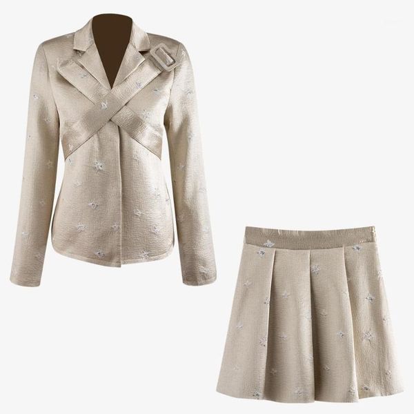 new luxury women solid blazer coat long sleeve with skirt female slim long blazer coat suit jacket style1, White;black
new luxury women solid blazer coat long sleeve with skirt female slim long blazer coat suit jacket style1, White;black