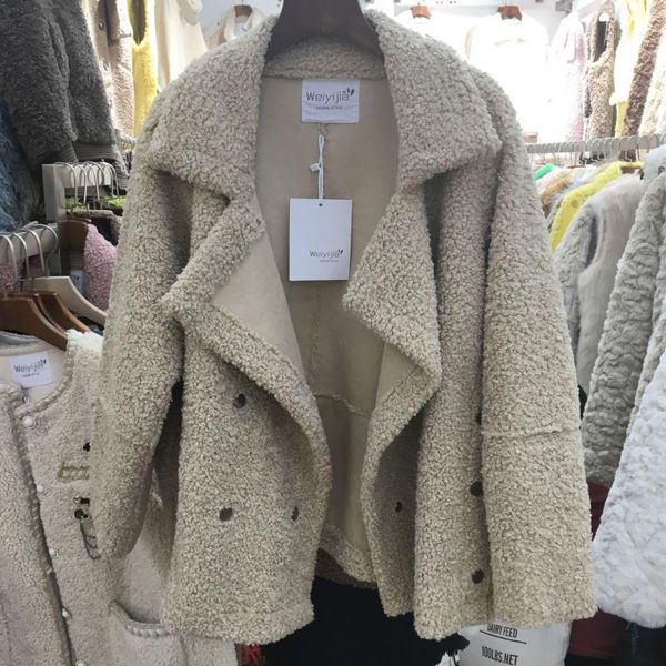 fashion lamb wool autumn winter coat women jacket fleece shaggy warm cropped jackets overcoat double breasted outwear1, Black;brown
fashion lamb wool autumn winter coat women jacket fleece shaggy warm cropped jackets overcoat double breasted outwear1, Black;brown