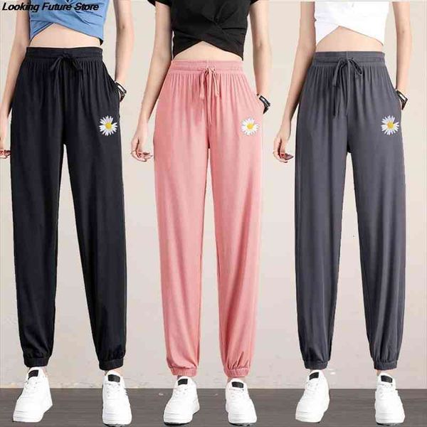 slacks womens loose summer pants summer women casual long soft ice silk pants black woman high waist trousers, Black;white
slacks womens loose summer pants summer women casual long soft ice silk pants black woman high waist trousers, Black;white