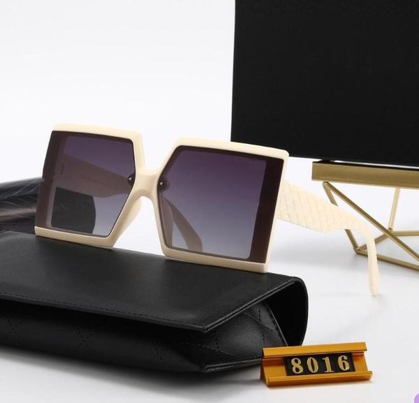 fashion oversized square sunglasses men women vintage travel gradient lens shades sun glasses men big black frame glasses with box
fashion oversized square sunglasses men women vintage travel gradient lens shades sun glasses men big black frame glasses with box