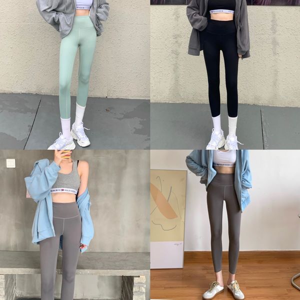 autumn 2020 new loose medium length sweater coat + sports leggings 2-piece fashion suit for women
autumn 2020 new loose medium length sweater coat + sports leggings 2-piece fashion suit for women