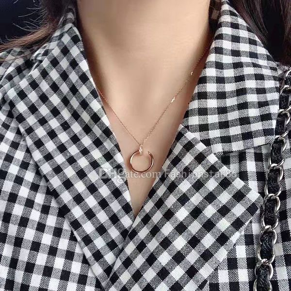 designer men and women nail necklace classic simple pendant necklaces bright diamond luxury jewelry rose gold titanium steel gift box, Silver
designer men and women nail necklace classic simple pendant necklaces bright diamond luxury jewelry rose gold titanium steel gift box, Silver