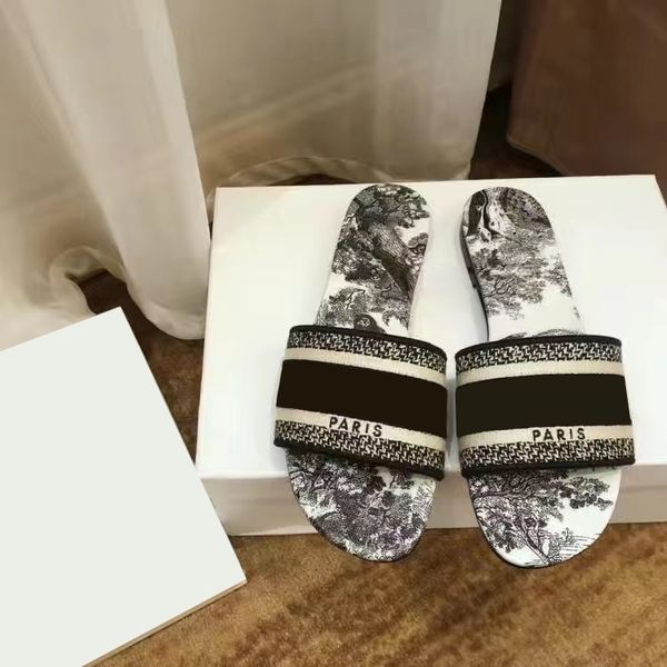 designers slippers classic letters home slipper slides luxurys women sandals fashion outdoor anti slip waterproof flip flops summer shoes st, Black
designers slippers classic letters home slipper slides luxurys women sandals fashion outdoor anti slip waterproof flip flops summer shoes st, Black