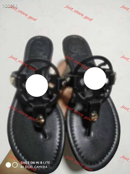 2021 new style burch ladies slippers double-layer luxe design sandals flat slippers ladies beach shoes outdoor travel fashion tor up
2021 new style burch ladies slippers double-layer luxe design sandals flat slippers ladies beach shoes outdoor travel fashion tor up