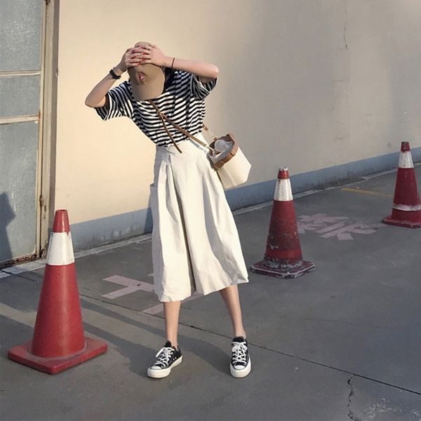 ekekm internet celebrity 2020 new summer striped suit widepants wide leg loose leg pants age-reducing wide slimming two-piece short-sleev, Gray
ekekm internet celebrity 2020 new summer striped suit widepants wide leg loose leg pants age-reducing wide slimming two-piece short-sleev, Gray