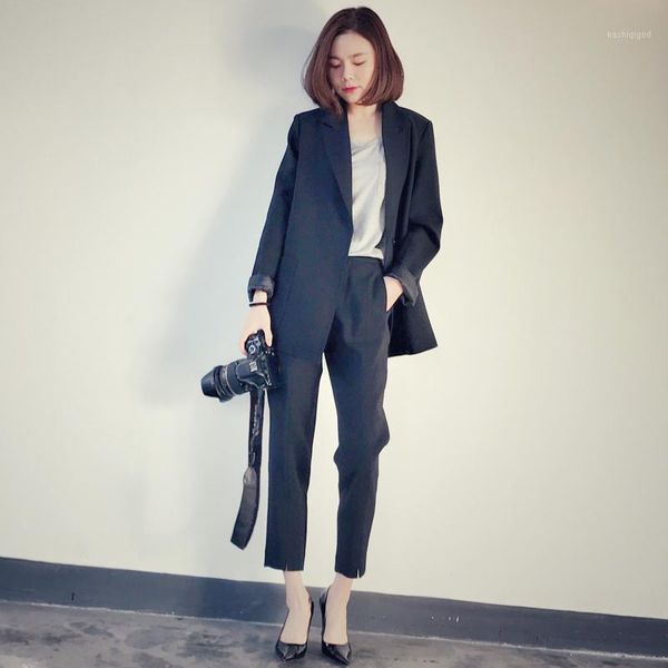 new fashion handsome thin small suit navy blue professional suit korean two-piece1, White;black
new fashion handsome thin small suit navy blue professional suit korean two-piece1, White;black